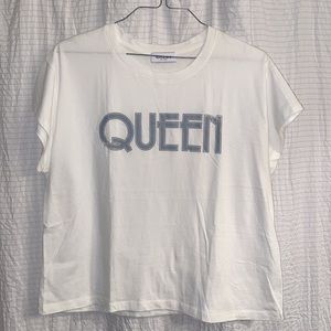 Gilli queen graphic tee